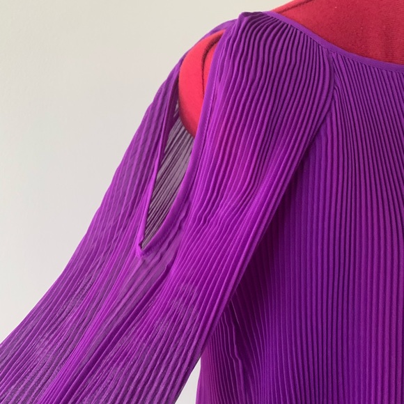 INC INTERNATIONAL CONCEPTS COLD SHOULDER BLOUSE - Picture 5 of 9